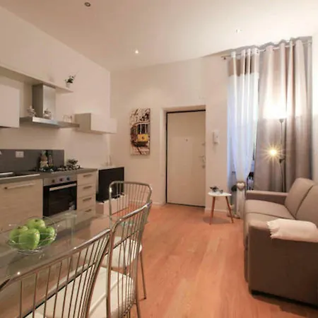 Cenisio Apartment *